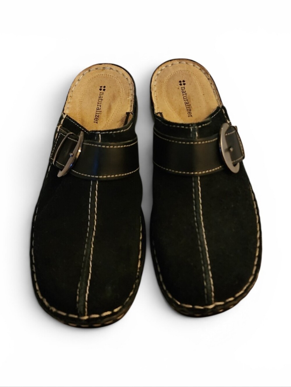 Black Shoes - Size 8.5 - Leather Strap - Brand Naturalizer